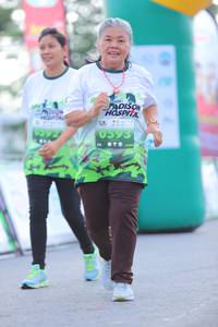 BIB: 
                            <button type="button" onclick="openModal(3655567)" class="btn btn-primary btn-sm float-right btn-popup" data-toggle="modal" data-target=".modal-high-quality">
                        <i class="fas fa-shopping-cart"></i> Add to Cart
                    </button>
                                            <button type="button" onclick="isThisMe(3655567, true)" class="btn btn-success btn-sm float-right btn-popup btn-isme hidden" data-toggle="tooltip" data-placement="bottom" title="นี่คือรูปของคุณใช่ไหม คลิกที่นี่เพื่อเอาเข้าอัลบั้ม">
                        <i class="fas fa-plus"></i> Add to album
                    </button>
                    <button type="button" onclick="isThisMe(3655567, false)" class="btn btn-warning btn-sm float-right btn-popup btn-isnotme hidden">
                        <i class="fas fa-ban"></i> Remove from album
                    </button>